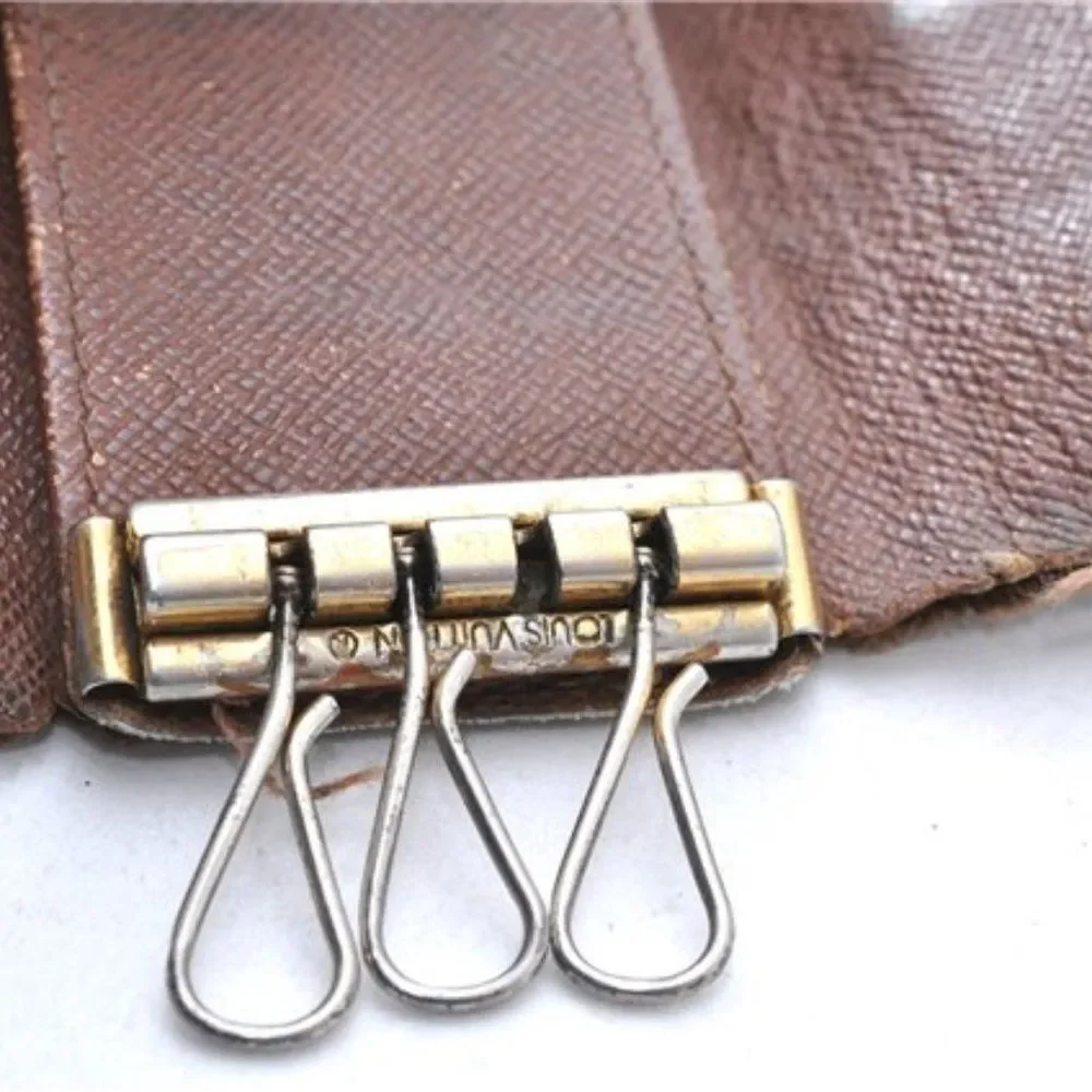 Louis Vuitton Monogram Key Holder/Wallet #908💥PRICE DROP💥